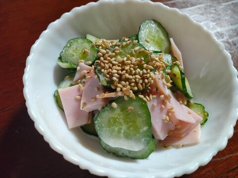 副菜に！きゅうりとハムの和え物